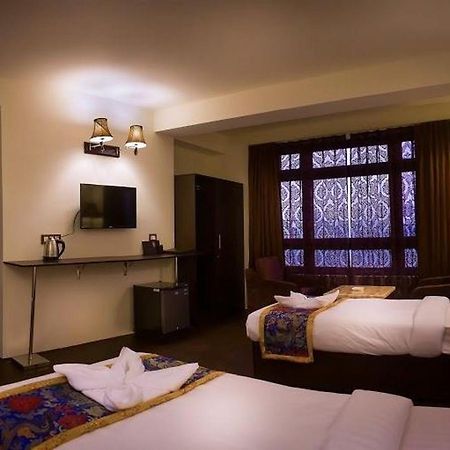 Jain Group Hotel Royal Orchid & Spa Gangtok Exteriör bild